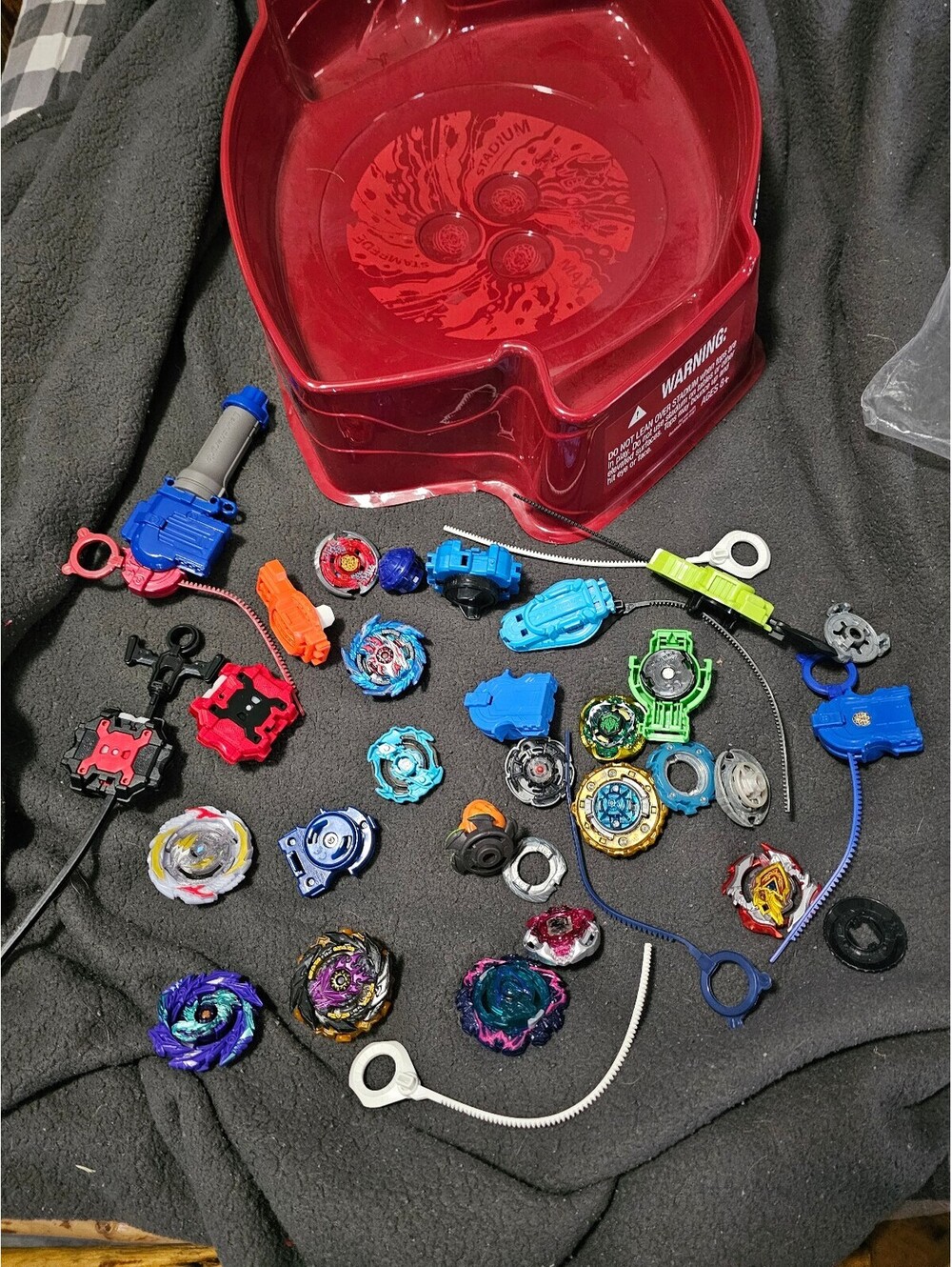 Beyblade Burst Top Set with Beystadium and Launchers